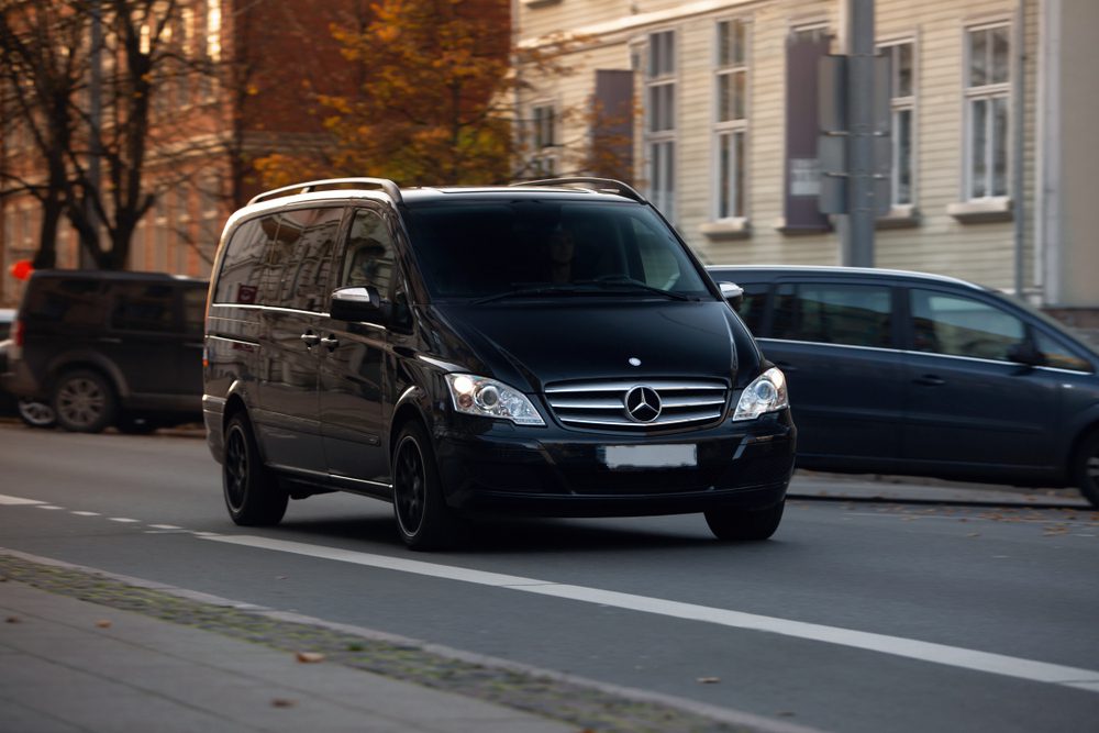 van-transfer-aeropuerto-santiago-ubervip.cl3